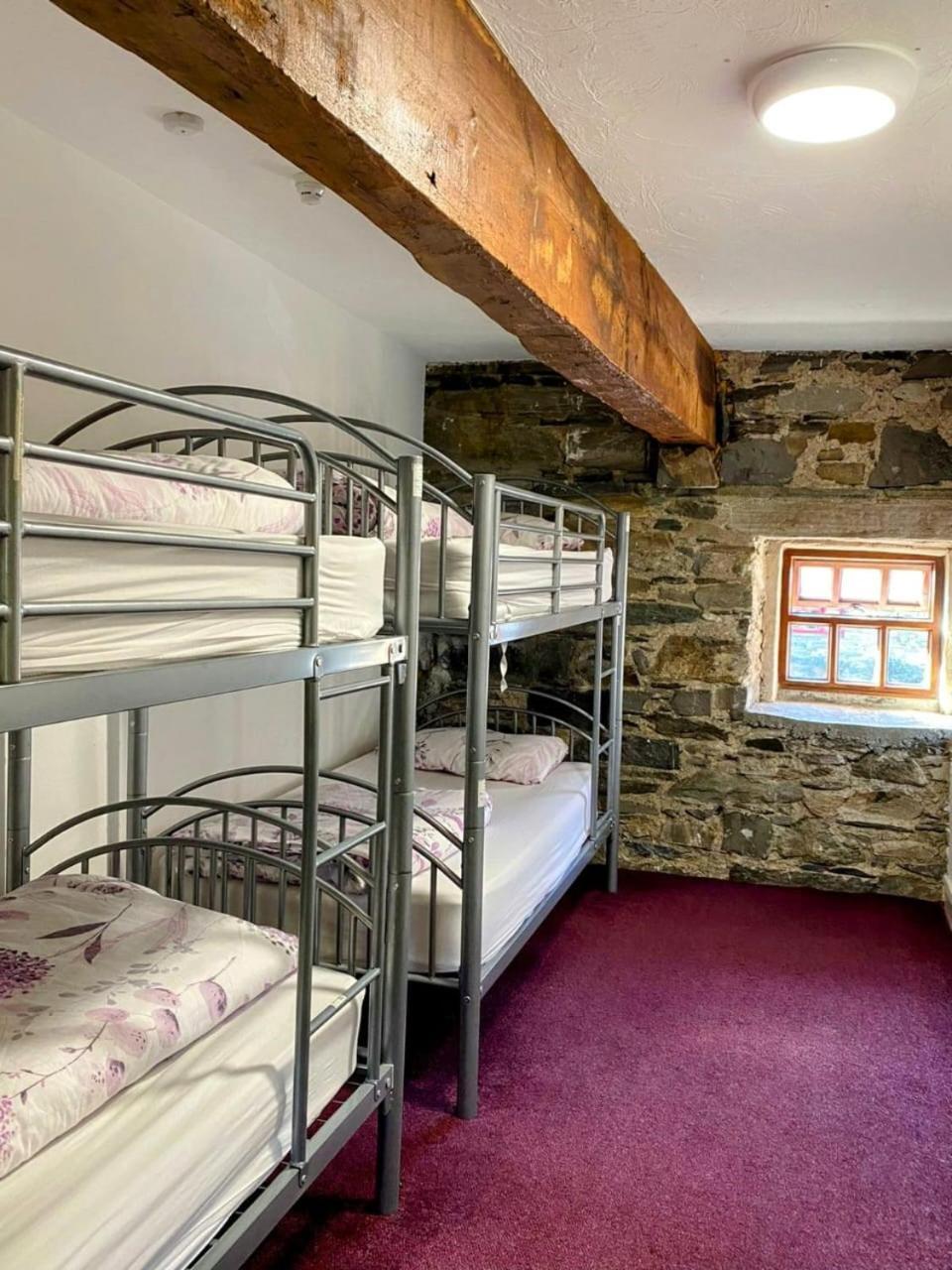 Old Mill Holiday Hostel Westport Buitenkant foto